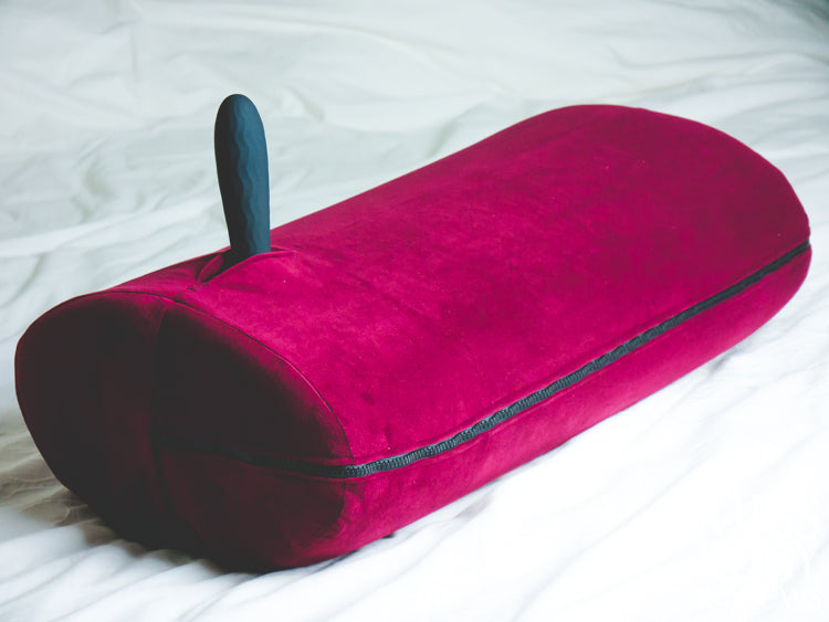 Toy Mounts | Suction, Strap-On & Furniture  XOXTOYS