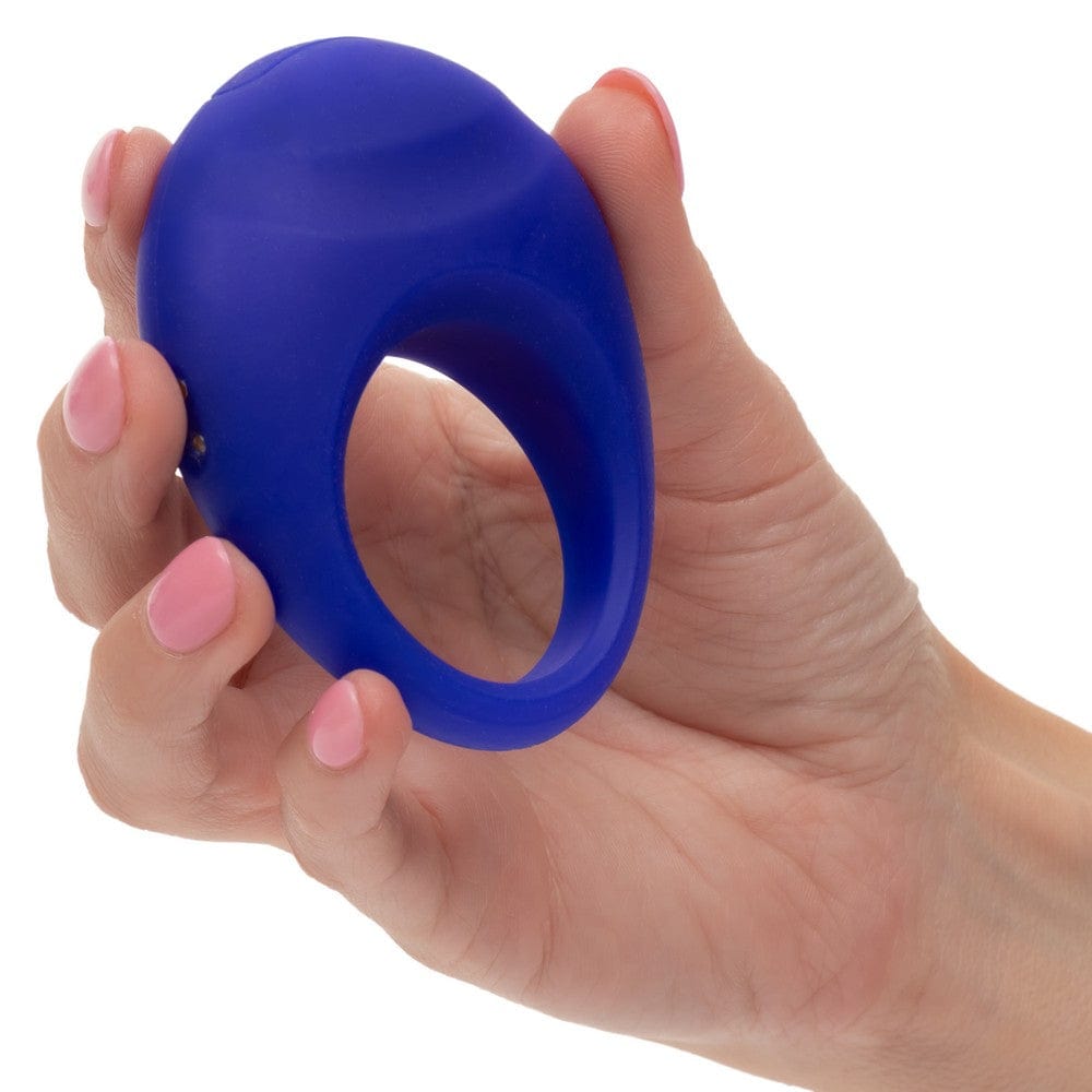 CALEXOTICS Cock Rings Calexotics Closer Vibrating Cock Ring Embrace