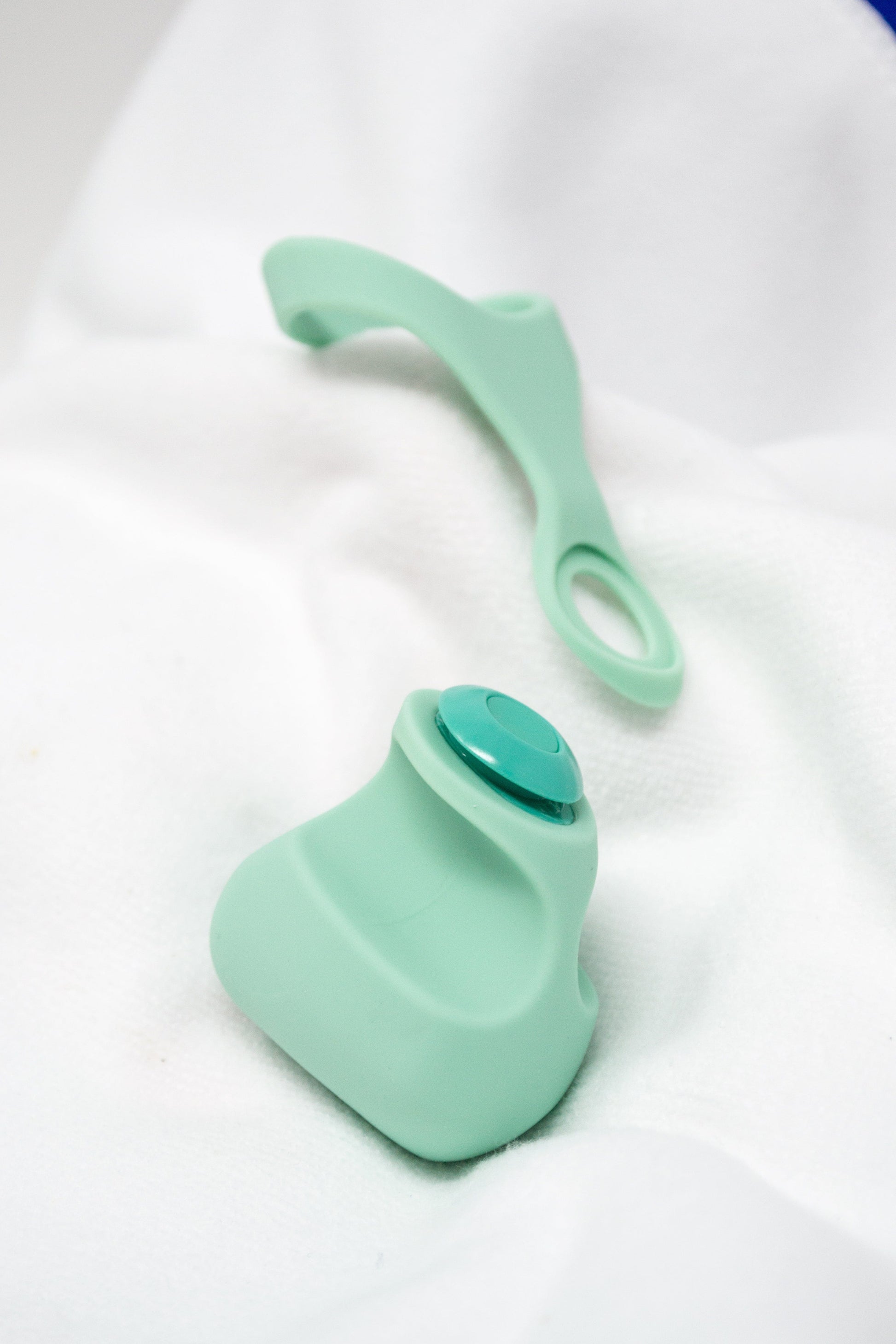 Dame Fin Finger Vibe Discreet & Versatile Pleasure XOXTOYS Dame Fin Finger Vibe Discreet & Versatile Pleasure XOXTOYS