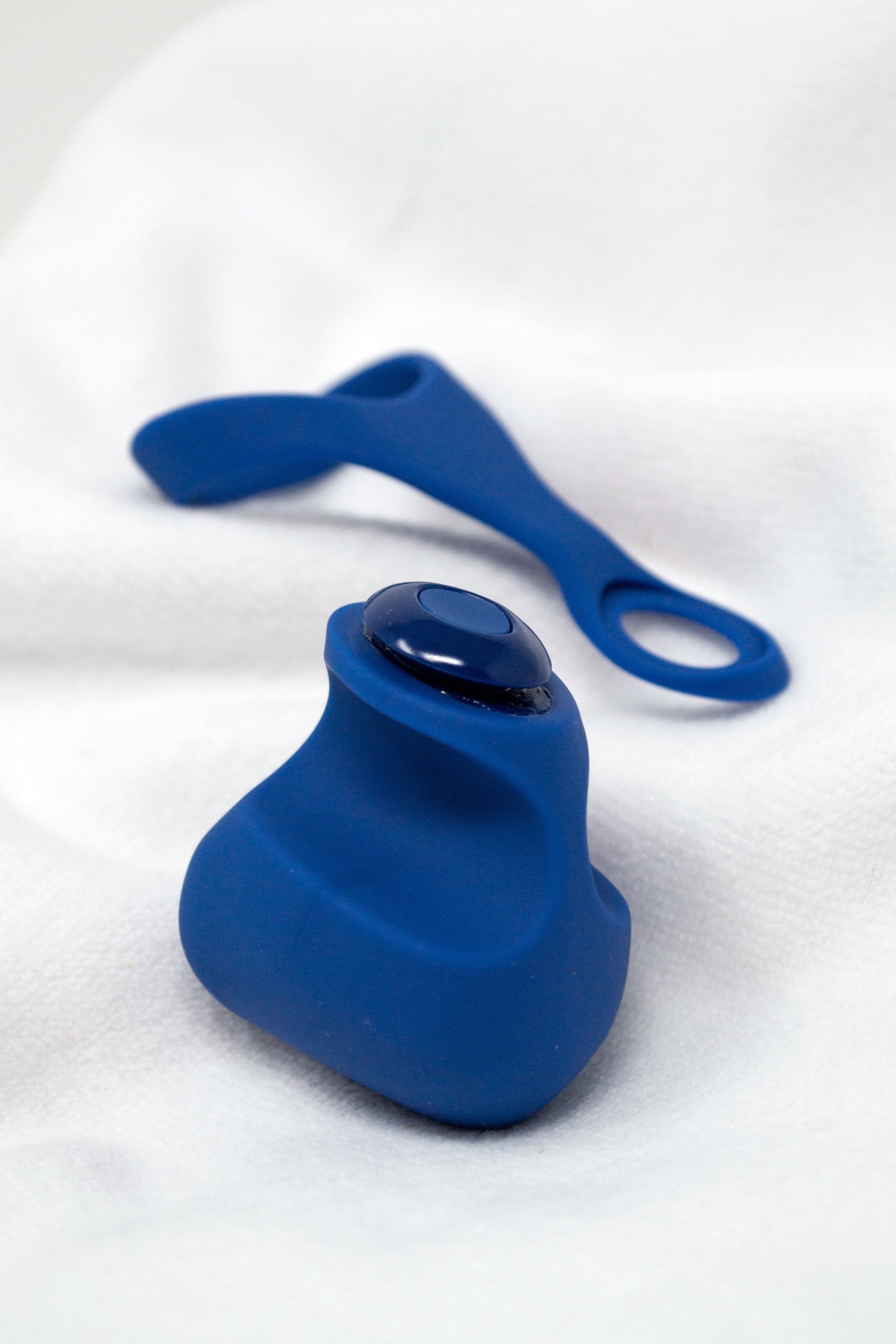 Dame Fin Finger Vibe Discreet & Versatile Pleasure XOXTOYS Dame Fin Finger Vibe Discreet & Versatile Pleasure XOXTOYS