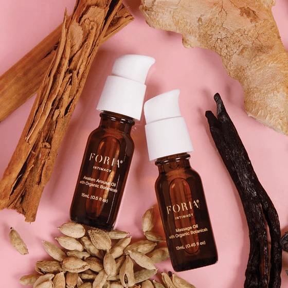 Foria Massage Oil Foria Passion Play Kit