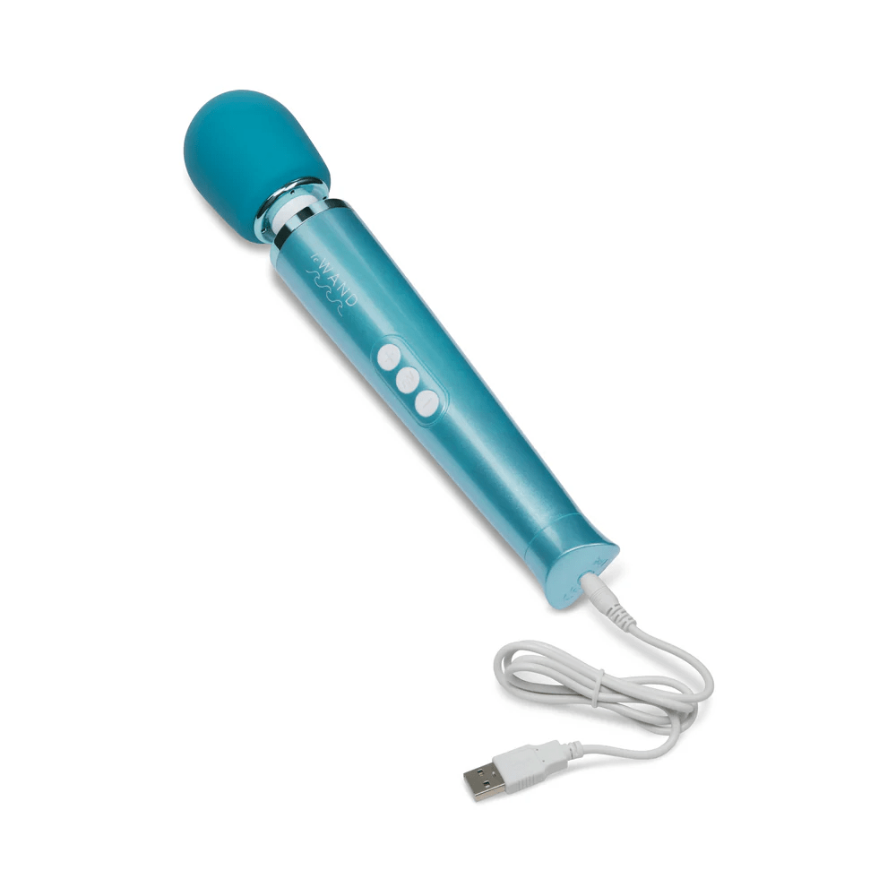 Le Wand Wand Vibrators Le Wand Dive Submersible Rechargeable Vibrating Massager