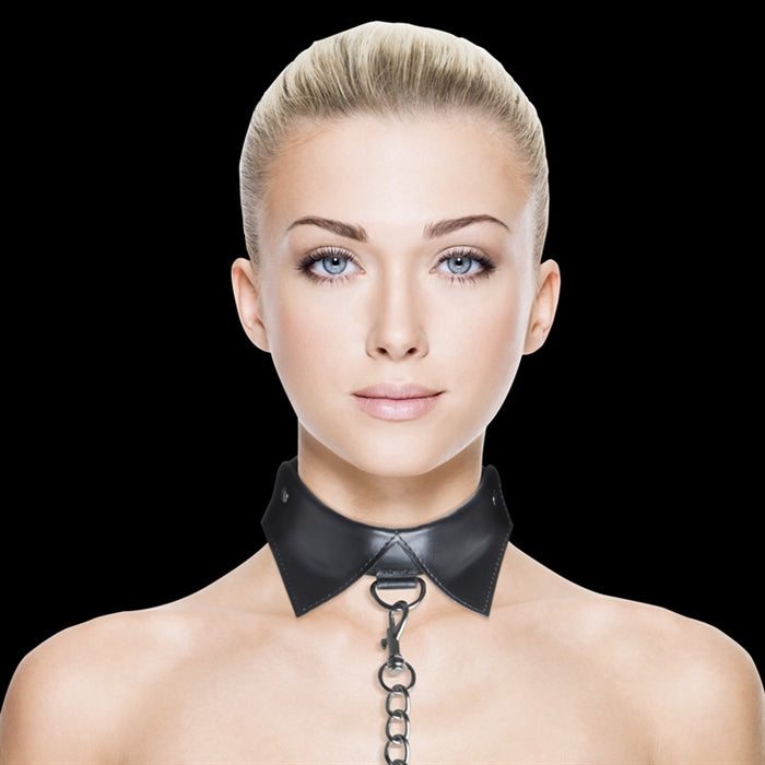 Shots Ouch! Exclusive Black Collar & Leash - XOXTOYS