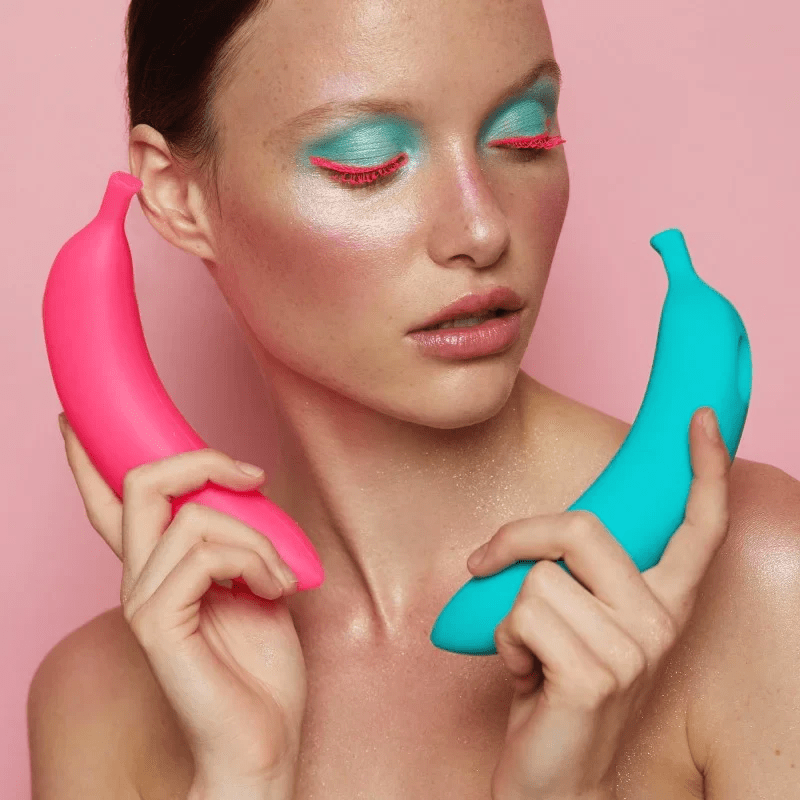 Love To Love Vibrator Love to Love Oh Oui Banana Vibrator