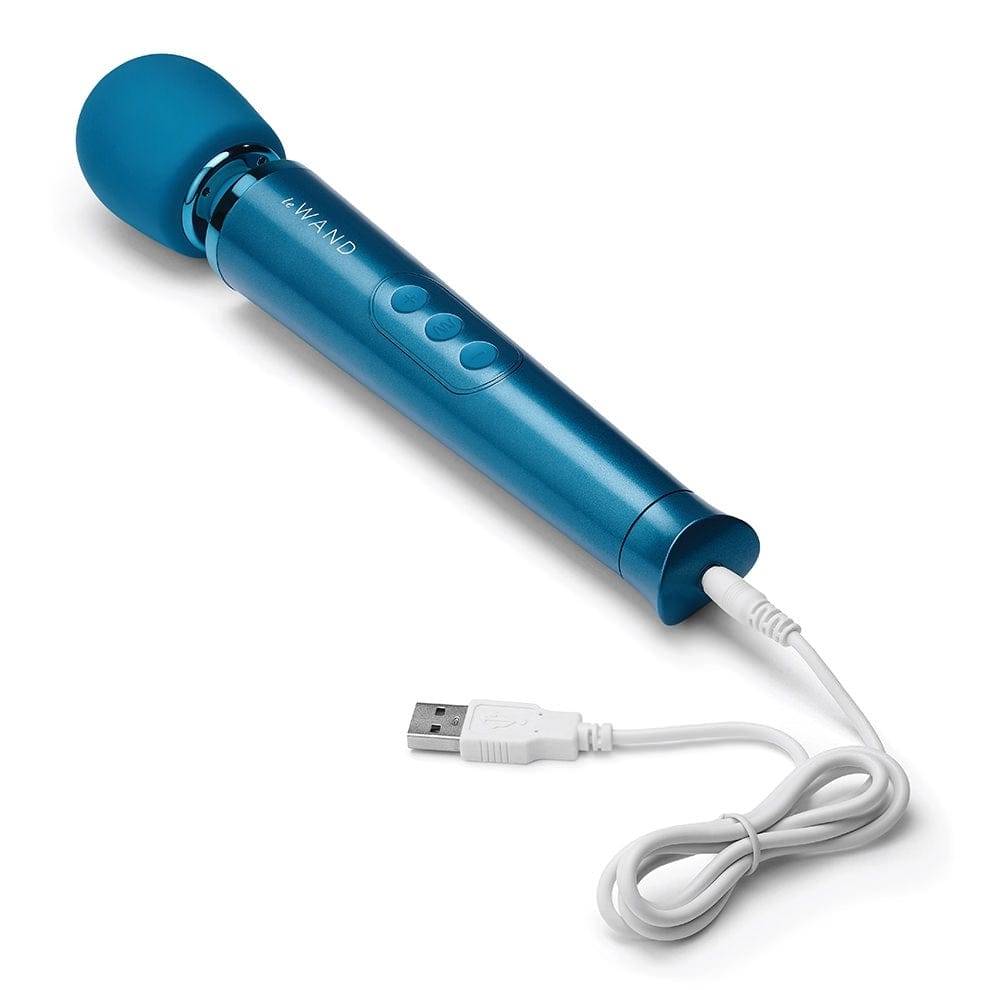 Le Wand Vibrators Le Wand Petite Rechargeable Massager